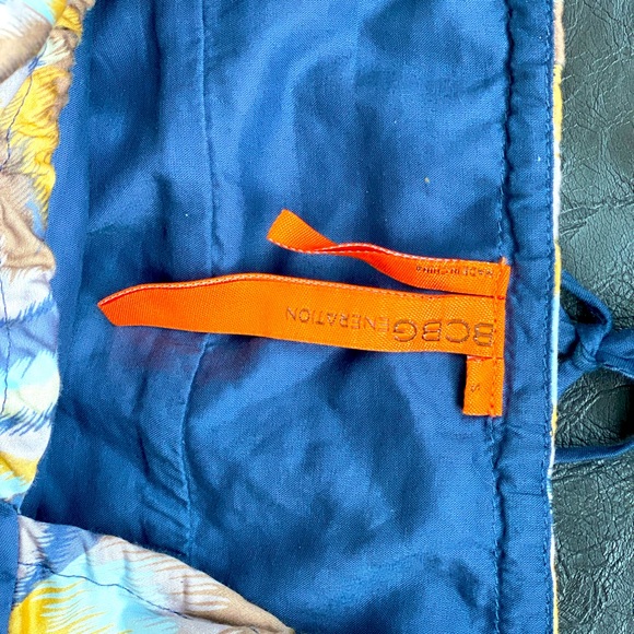 BCBGeneration Cross-back summer dress - Picture 5 of 6